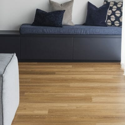 Vinyl Lister Spotted Gum Timbarra Vinyl Planks By Signature Floors